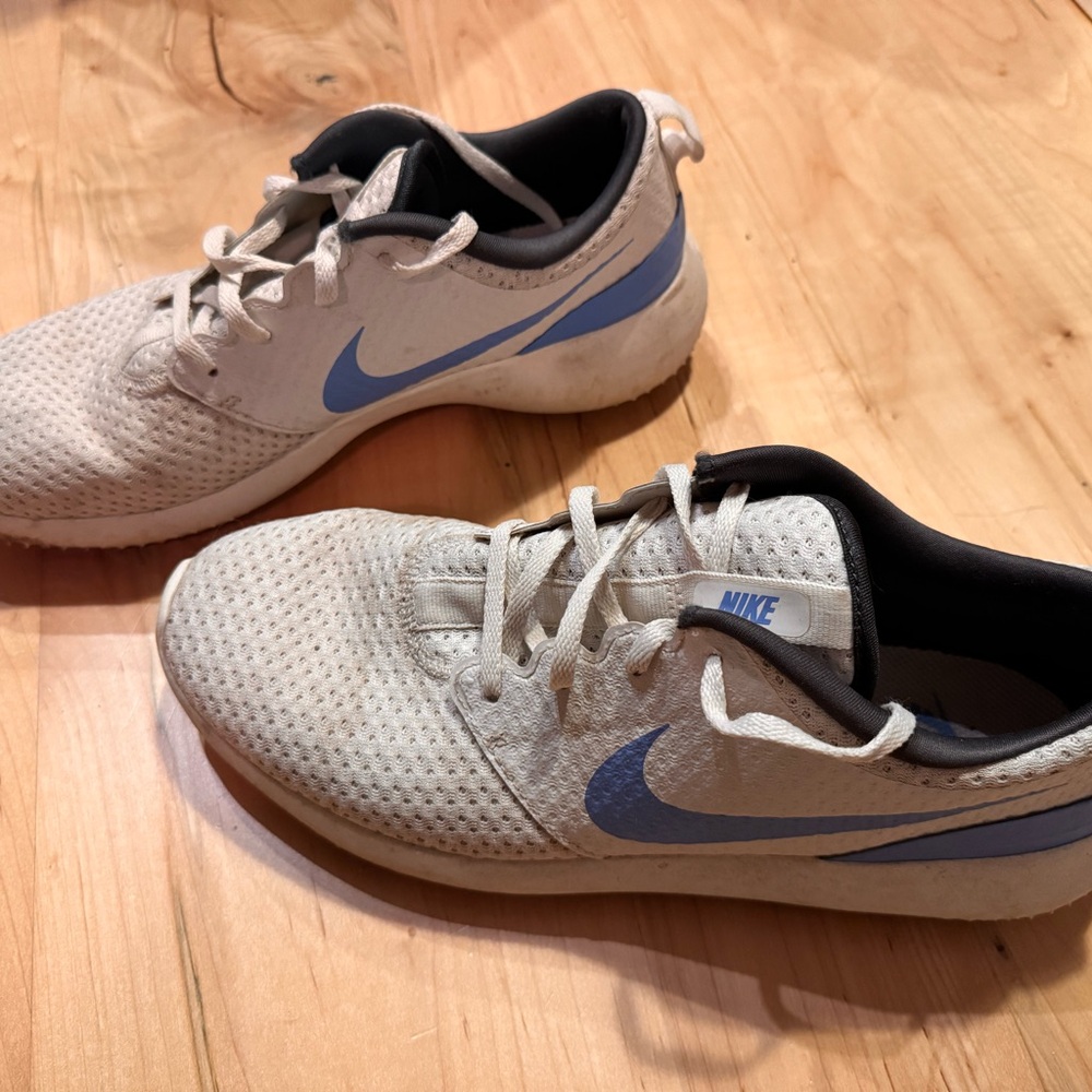 Nike Roshe G golf shoes